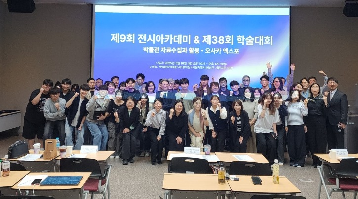 기념사진1.jpg
